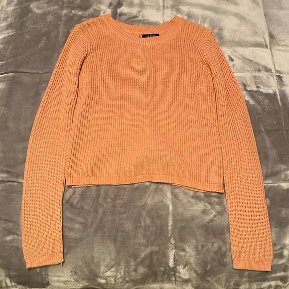 Pink Knitted Sweater - Picture 1 of 3